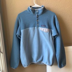 Blue Patagonia quarter snap